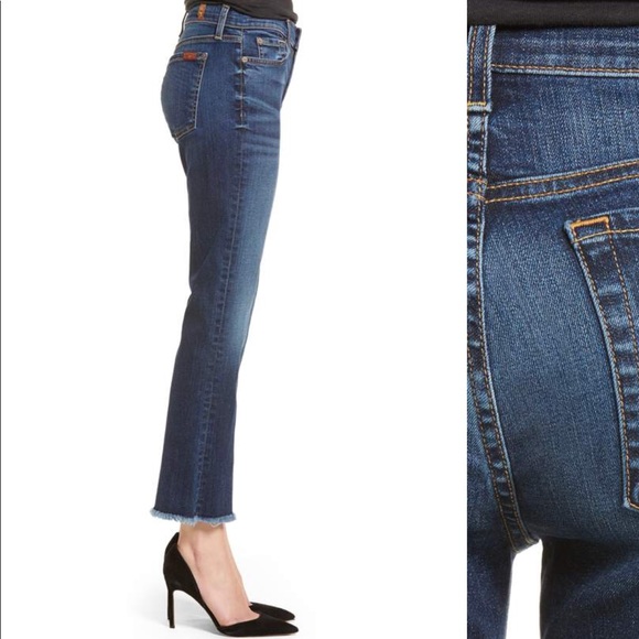 SOLD•| 7 For All ManKind Jeans - Picture 8 of 8